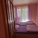 Osrodek Wypoczynkowy Puszczyk Akacjowy- -willa * 谢拉库夫