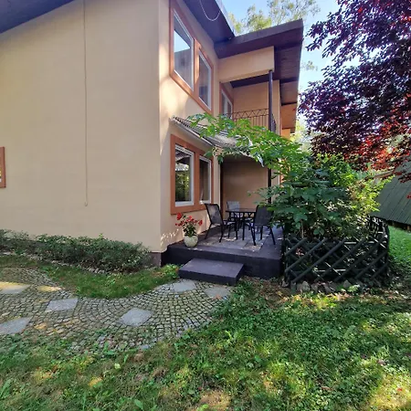 Osrodek Wypoczynkowy Puszczyk Akacjowy- -willa Sierakow (Greater Poland)