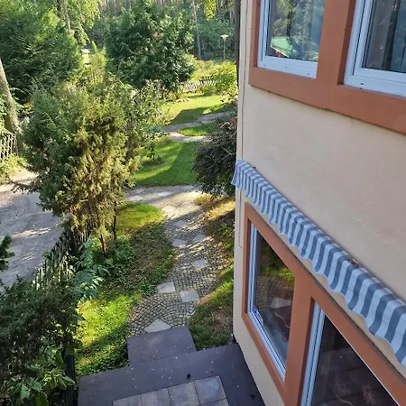 Holiday home Osrodek Wypoczynkowy Puszczyk Akacjowy- -willa *