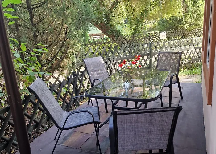 Holiday home Osrodek Wypoczynkowy Puszczyk Akacjowy- -willa