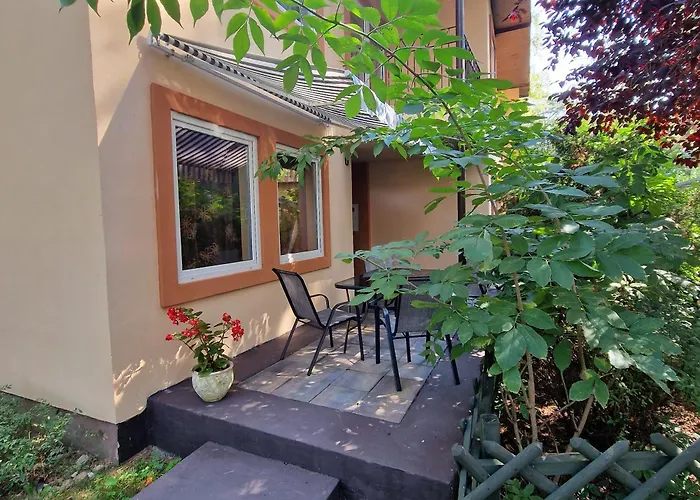 Holiday home Osrodek Wypoczynkowy Puszczyk Akacjowy- -willa