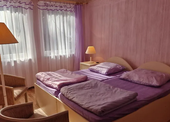 Holiday home Osrodek Wypoczynkowy Puszczyk Akacjowy- -willa