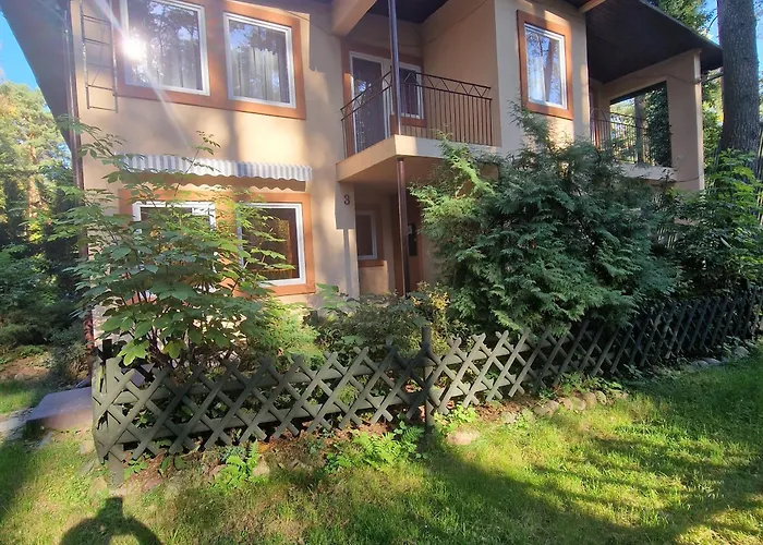 Holiday home Osrodek Wypoczynkowy Puszczyk Akacjowy- -willa